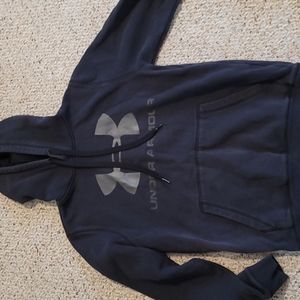 Under Armour sweatshirt